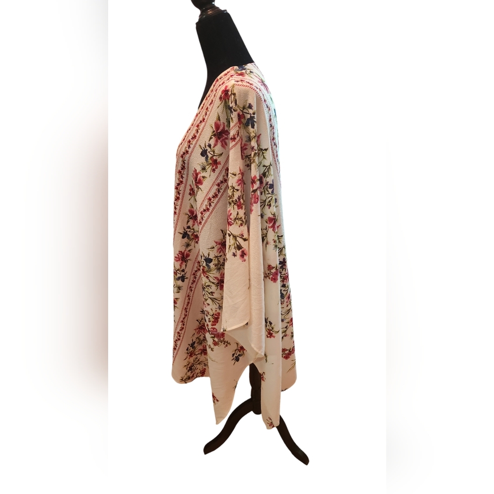 Floral print  wrap with arm holes